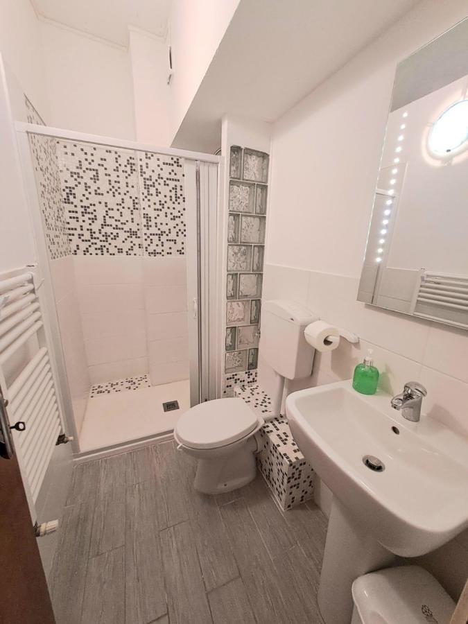 Giulio D'Este Bed & Breakfast Ferrara Bagian luar foto